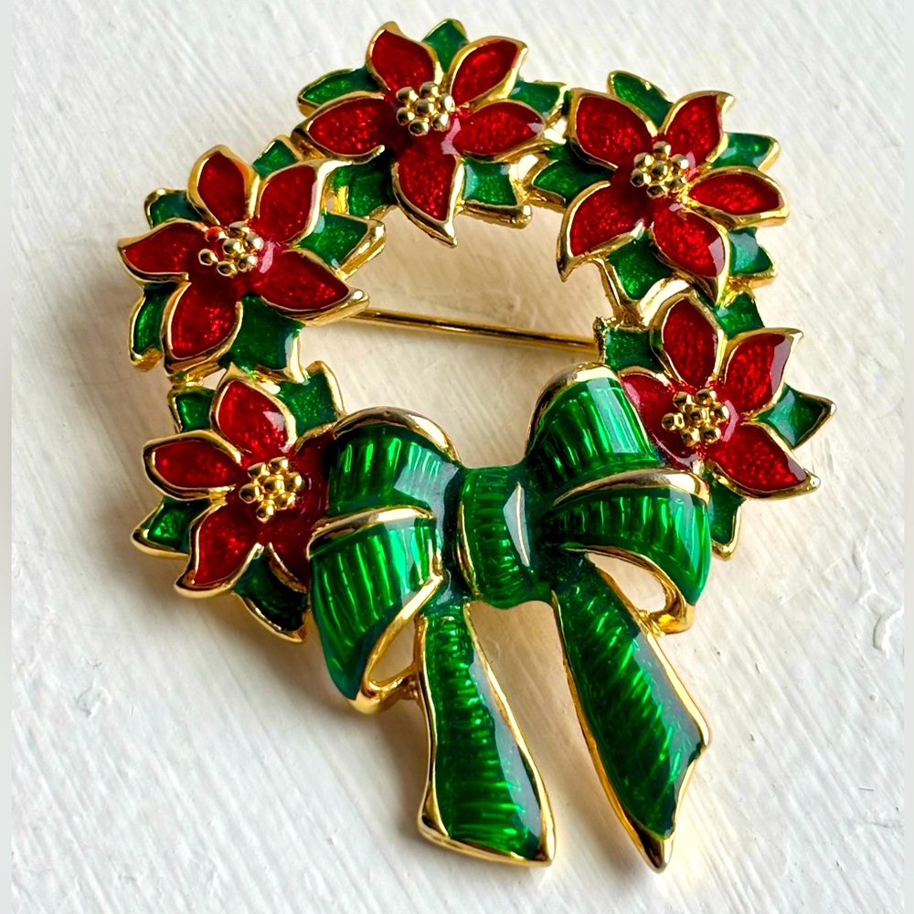 Gold Tone Enamel Poinsettia Christmas Wreath Brooch